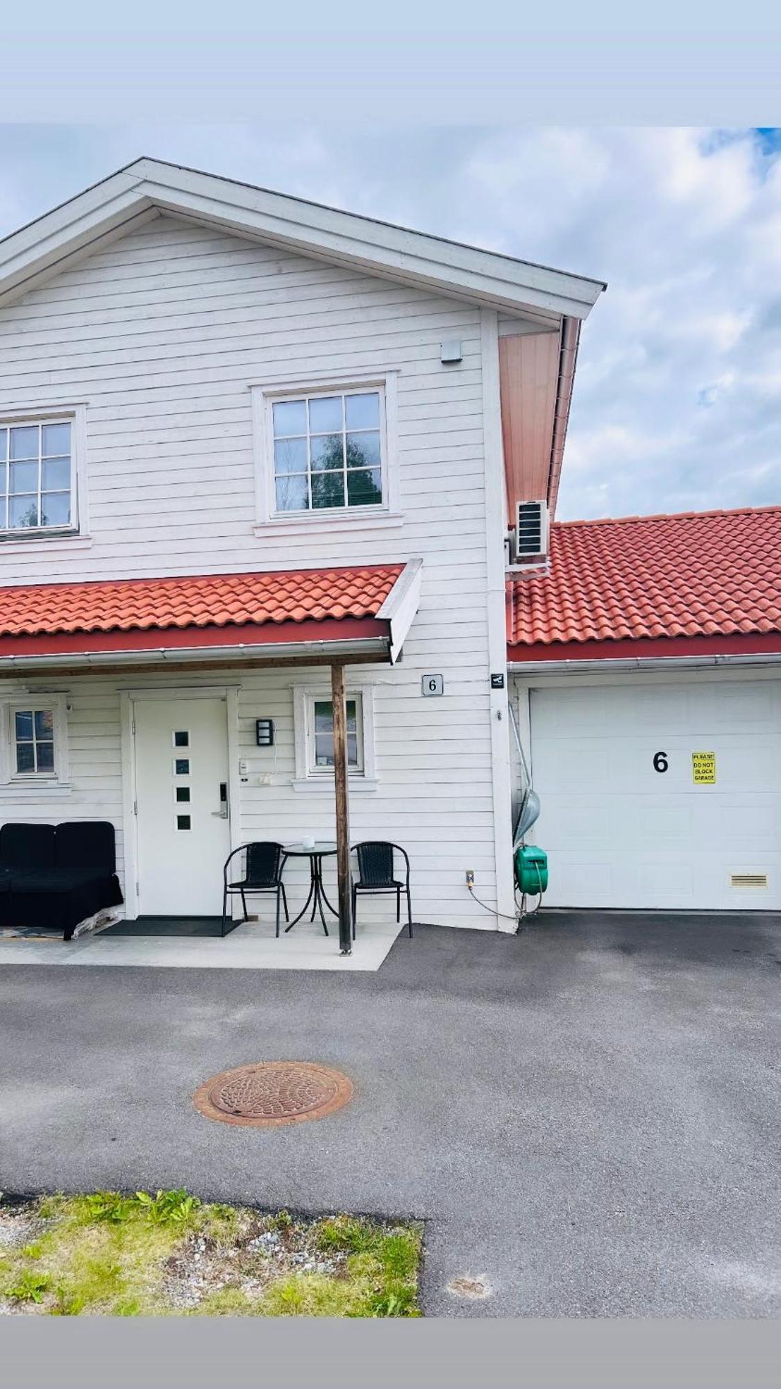Les Homes - Modern & Cozy Near Oslo Airport *