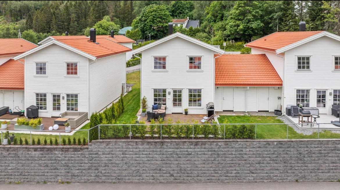 Les Homes - Modern & Cozy Near Oslo Airport Nannestad